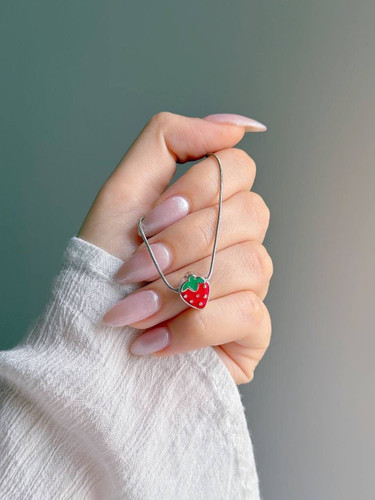 گردنبند توتفرنگی استیل 🍓